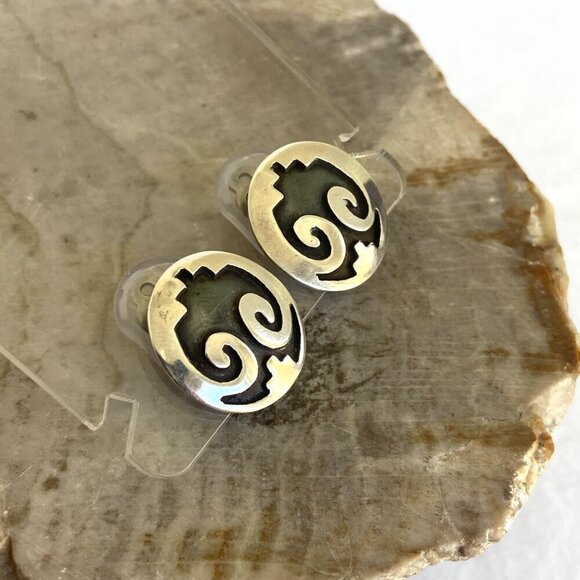 VTG Sterling Silver 925 Southwest Style Thunderbird Round Clip On Earrings - Picture 7 of 16